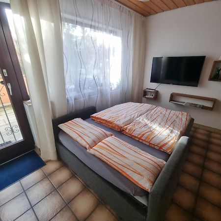 Ferienwohnung Erbachstrasse Вайблинген Екстериор снимка