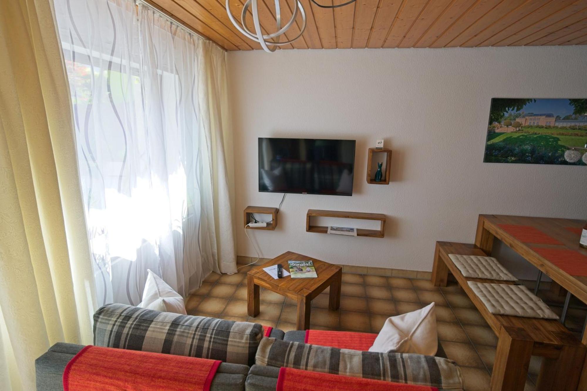 Ferienwohnung Erbachstrasse Вайблинген Екстериор снимка