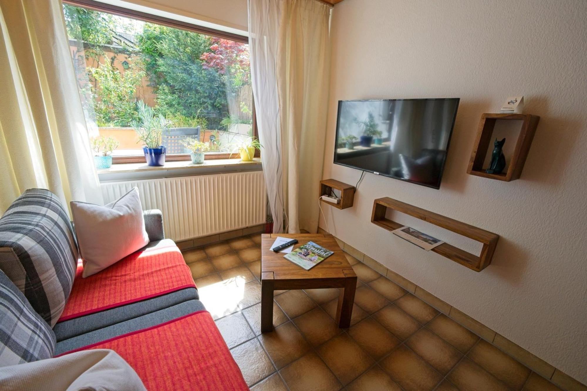 Ferienwohnung Erbachstrasse Вайблинген Екстериор снимка